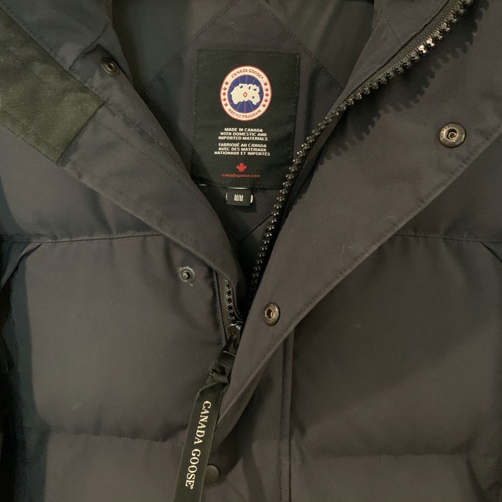 Canada Goose Emory Parka with Fur - Picture 6 of 6